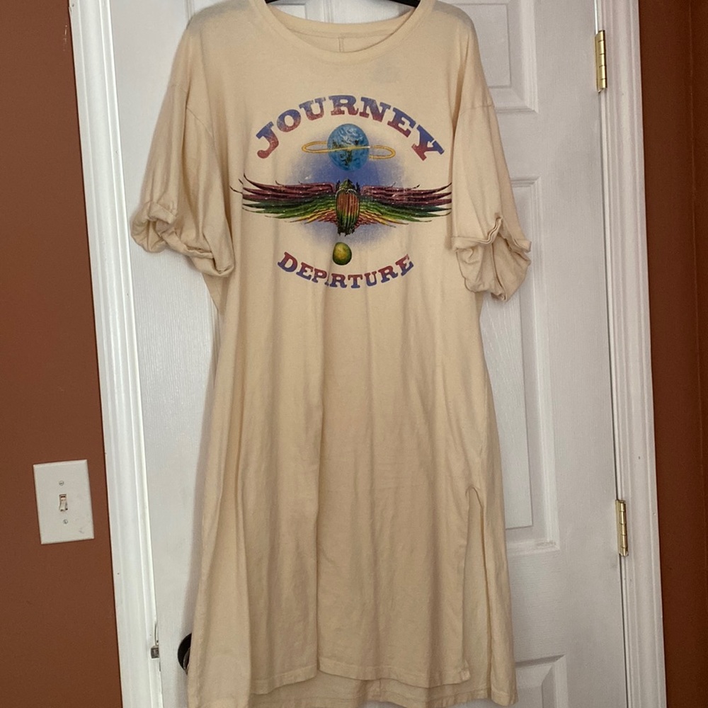 Journey T-shirt dress